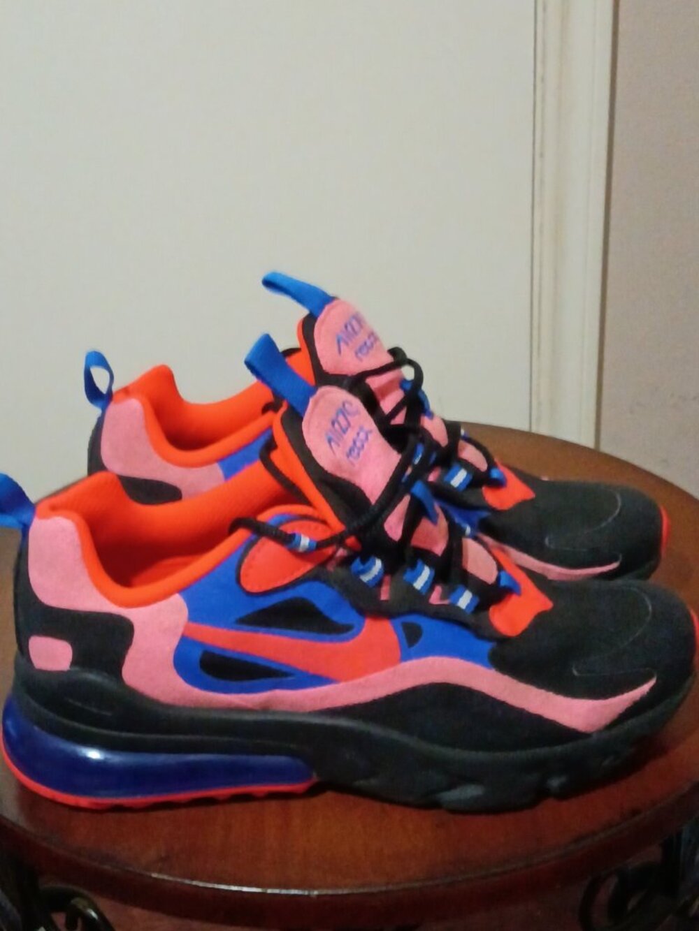 Nike Air Max 270 React (GS) Shoes Size 3.5Y Black/Flash Crimson CT1579-001